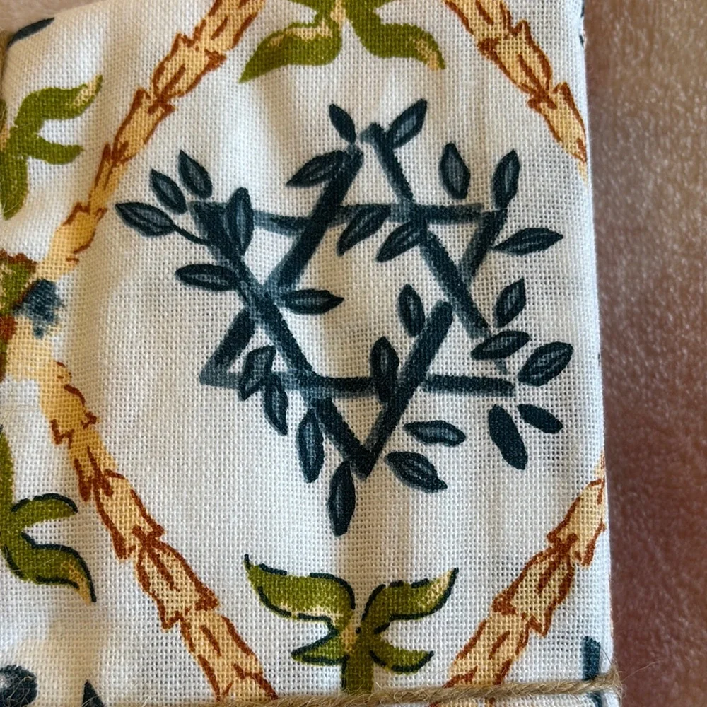 Sur La Table Hanukkah Designer Kitchen Towels Set of 2 NWT cotton 20x30”